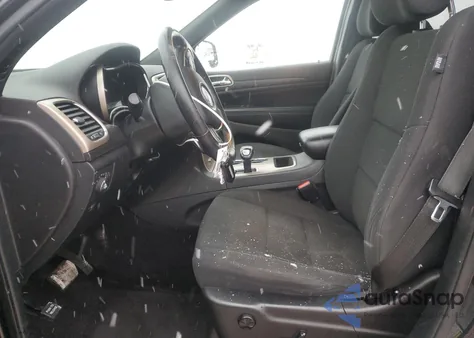 2015 Jeep Grand Cherokee Laredo z USA, uszkodzony, nr VIN 1C4RJFAG0FC193681